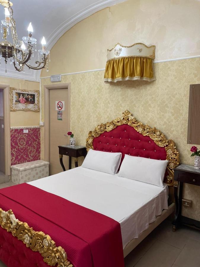 B&B Sotto Gli Archi Catania Luaran gambar