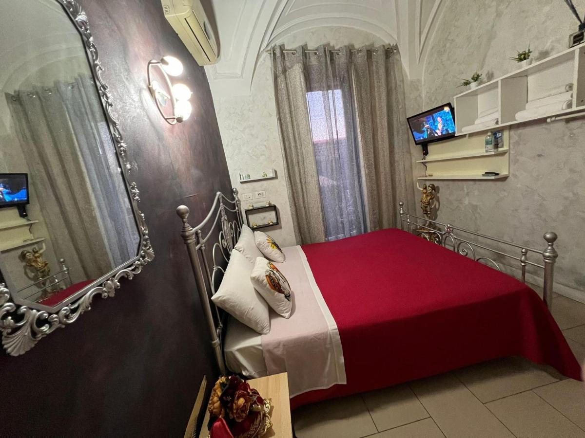 B&B Sotto Gli Archi Catania Luaran gambar