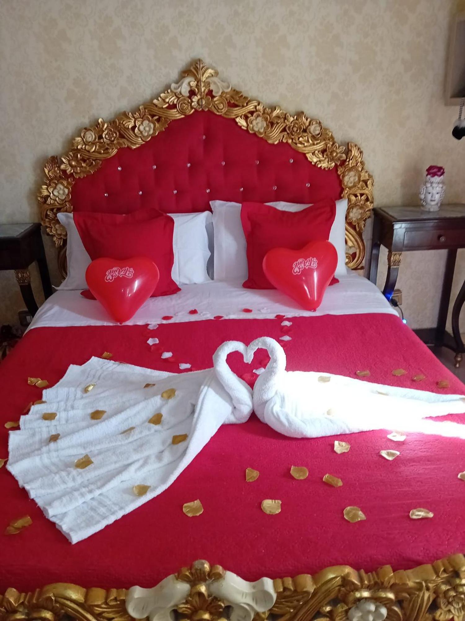 B&B Sotto Gli Archi Catania Luaran gambar